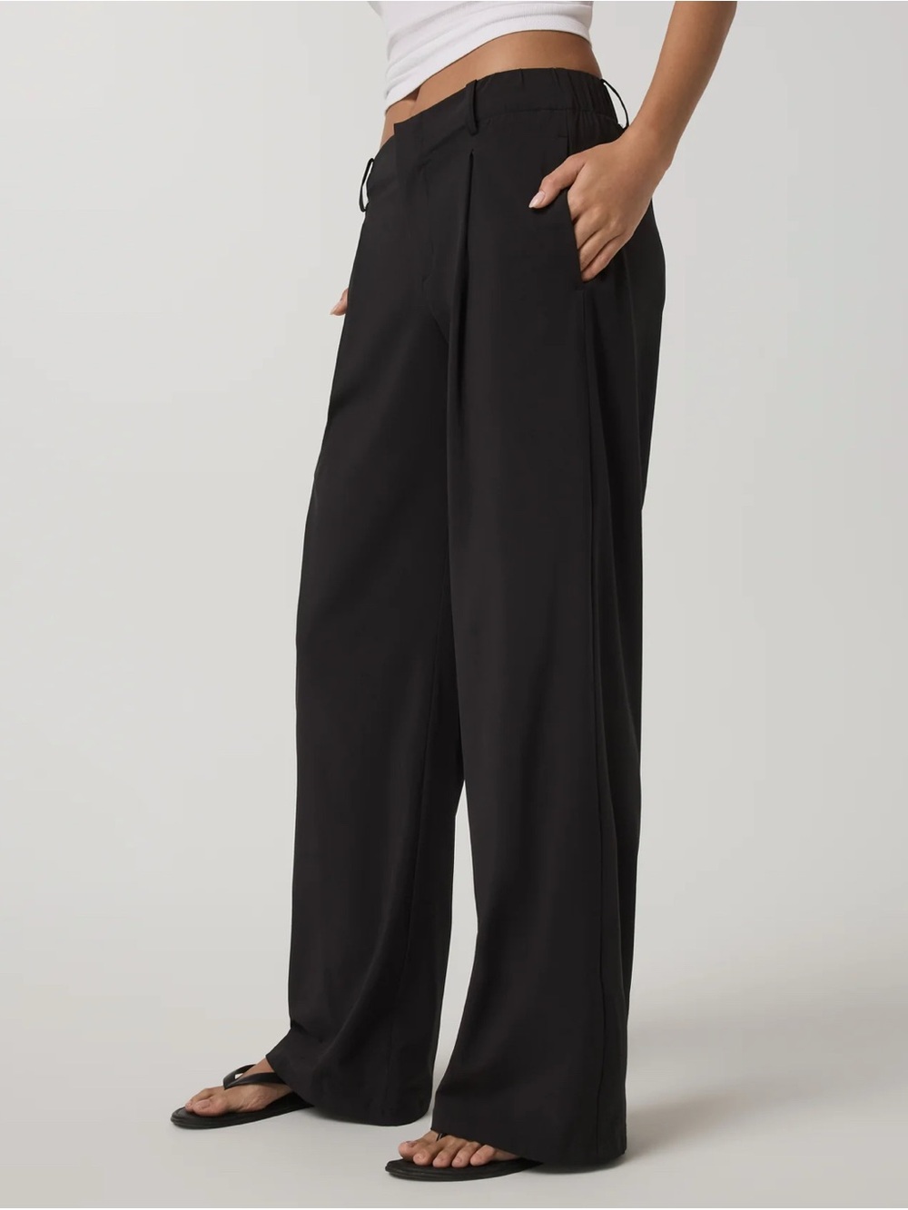 NWT Vuori Villa Trouser